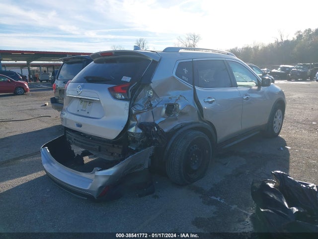 Nissan ROGUE S 2017 JN8AT2MT4HW401611 Image 4