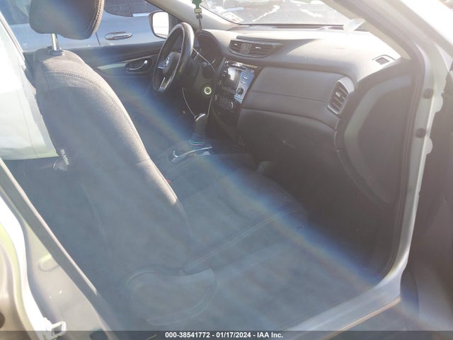 Nissan ROGUE S 2017 JN8AT2MT4HW401611 Image 5