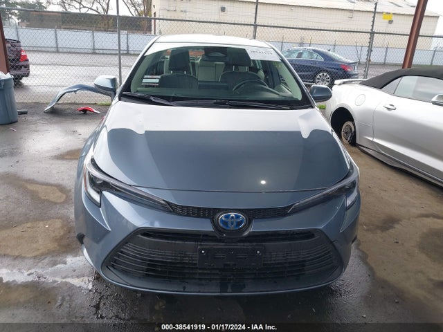 Toyota Corolla Hybrid Le 2024 JTDBCMFE6R3034241 Image 13