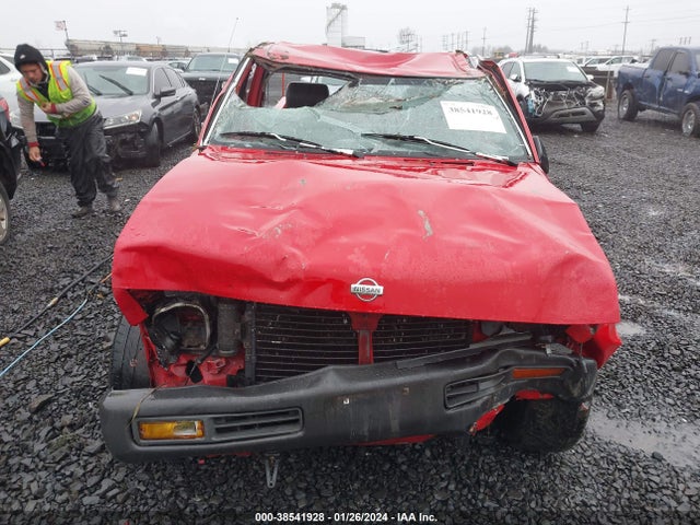 1996 NISSAN TRUCK XE VIN: 1N6SD11S8TC366663