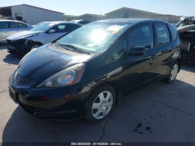 2012 HONDA FIT VIN: JHMGE8H33CC020189