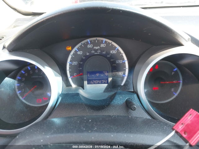 2012 HONDA FIT VIN: JHMGE8H33CC020189