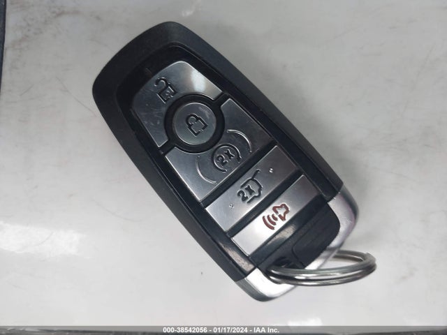 Ford Fusion Hybrid Titanium 2018 3FA6P0RU2JR181654 Image 11