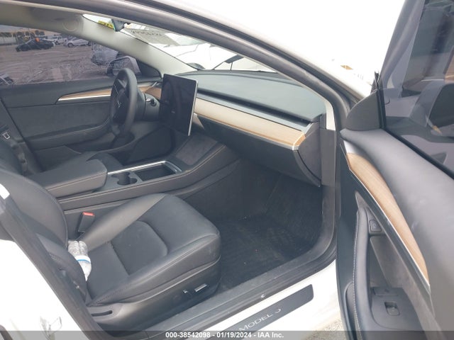Продажа на аукционе авто 2023 Tesla Model 3 Rear-wheel Drive, vin: 5YJ3E1EA5PF565751, номер лота: 38542098