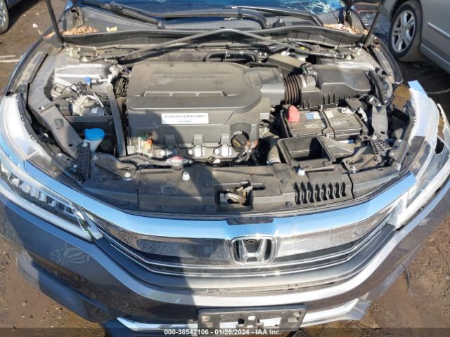 1HGCR3F92HA024270 Honda Accord Touring V6