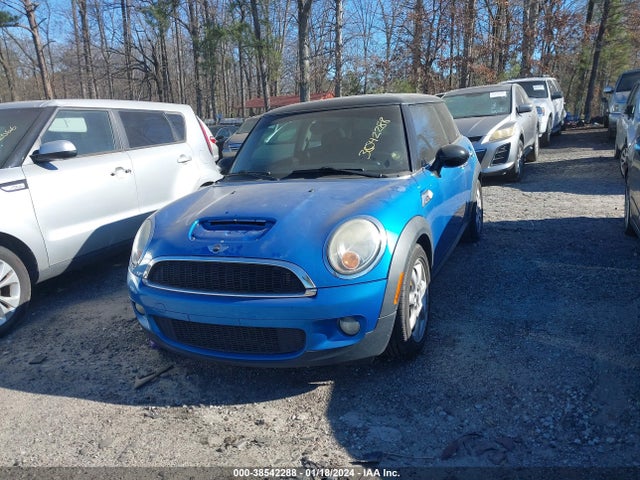 2010 MINI COOPER S WMWMF7C52ATW89732 Photo 1