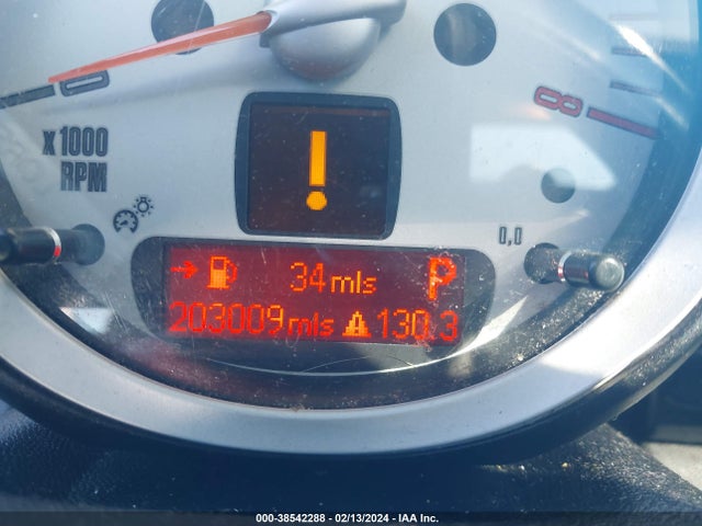 2010 MINI COOPER S WMWMF7C52ATW89732 Photo 6