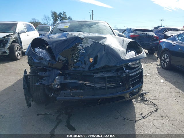 WP1AA2A52JLB03667 Porsche Macan