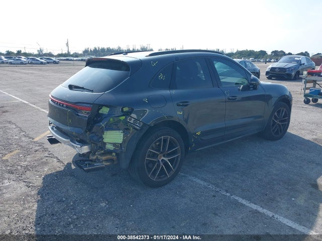 2022 PORSCHE MACAN WP1AA2A57NLB10393 Photo 3