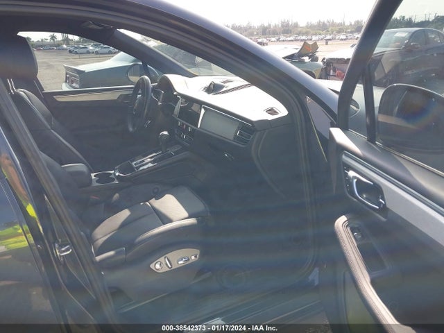 2022 PORSCHE MACAN WP1AA2A57NLB10393 Photo 4