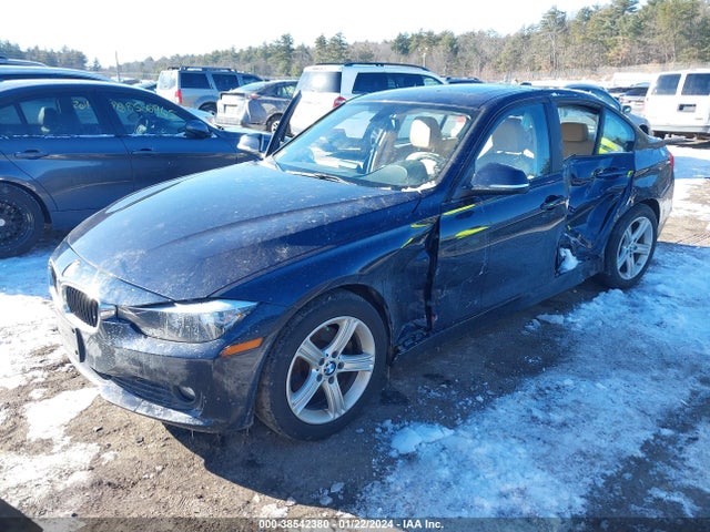 BMW 320i Xdrive 2015 WBA3C3C58FK201989 Image 2