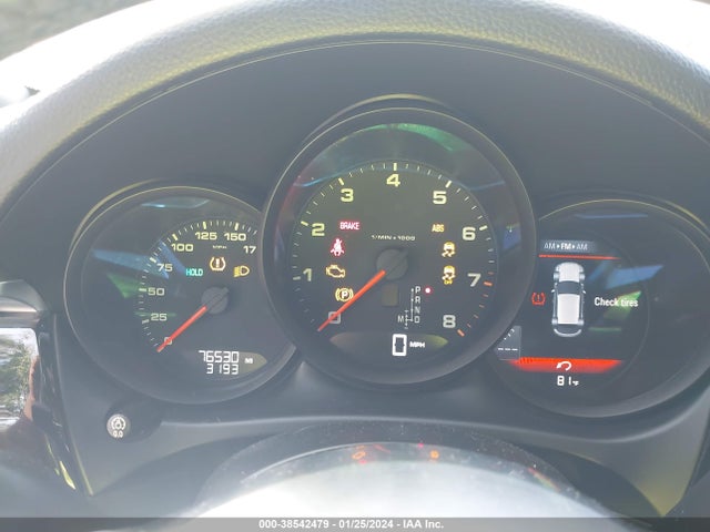 2018 PORSCHE MACAN WP1AA2A54JLB19174 Photo 6