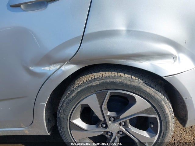 Chevrolet Sonic Premier Auto 2017 1G1JF5SB7H4114539 Image 12