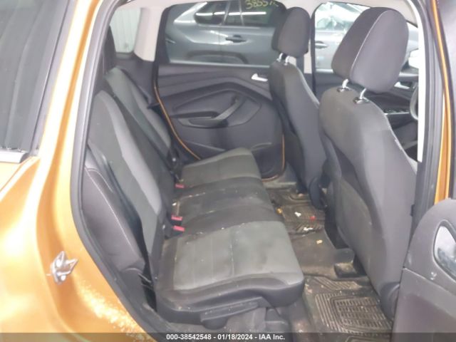 1FMCU9GXXGUC11584 Ford ESCAPE SE