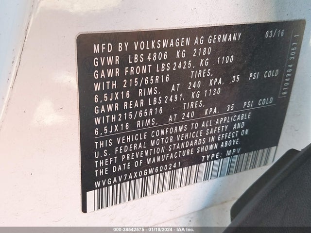 2016 VOLKSWAGEN TIGUAN S VIN: WVGAV7AX0GW600241