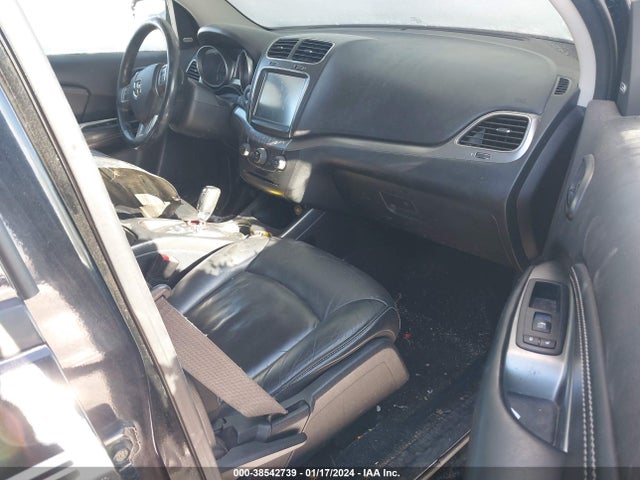 Dodge Journey Crossroad 2017 3C4PDDGGXHT555775 Image 5