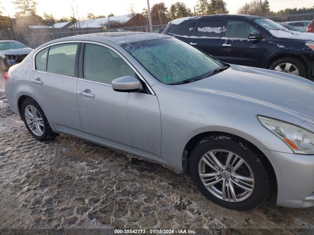 2011 INFINITI G37X VIN: JN1CV6AR2BM350050
