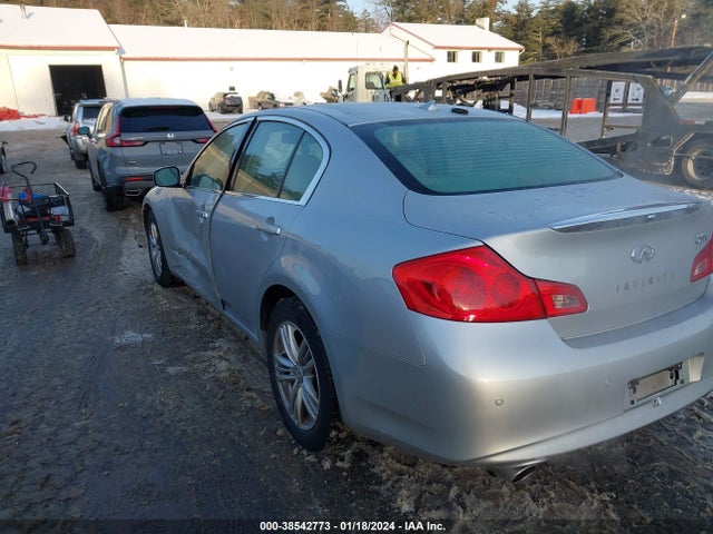 2011 INFINITI G37X VIN: JN1CV6AR2BM350050