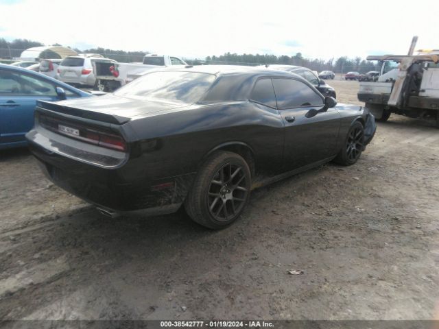 2C3CDYBT5EH158218 Dodge Challenger R/t