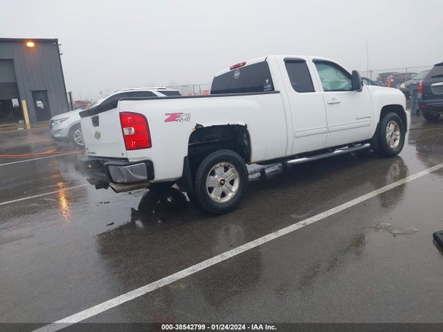 2009 CHEVROLET SILVERADO 1500 LT VIN: 1GCEK29039Z296249