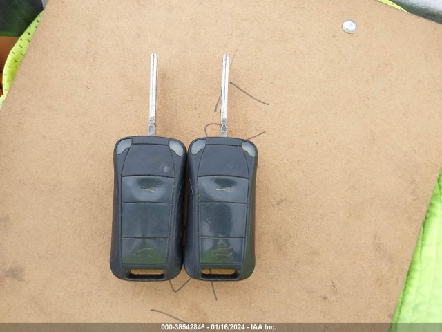 2005 PORSCHE CAYENNE WP1AC29P95LA92141 Photo 10