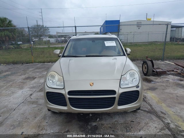 2005 PORSCHE CAYENNE WP1AC29P95LA92141 Photo 5