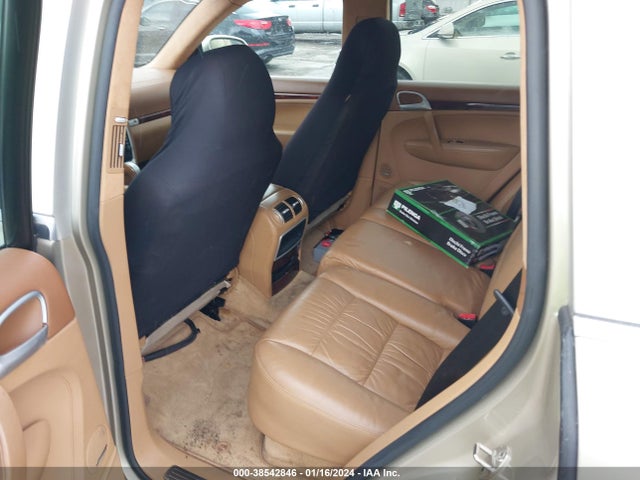 2005 PORSCHE CAYENNE WP1AC29P95LA92141 Photo 7