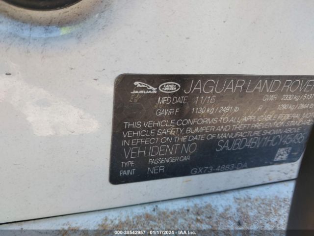 SAJBD4BV1HCY45495 Jaguar Xf 35t Premium