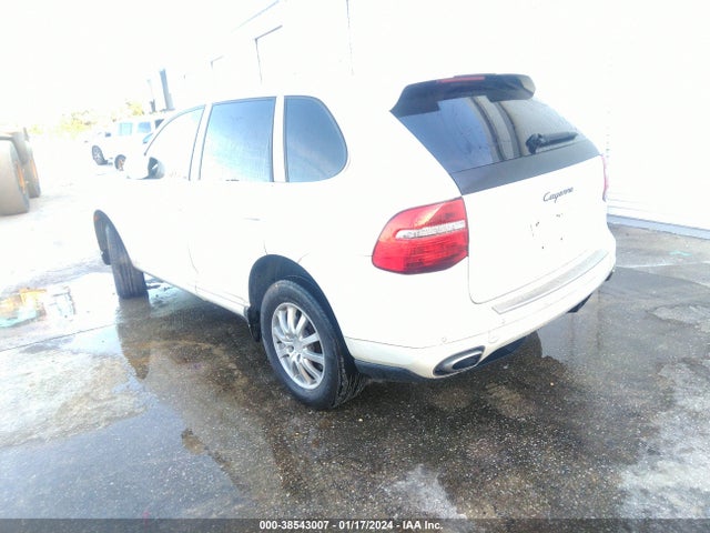 2009 PORSCHE CAYENNE WP1AA29P29LA09659 Photo 2