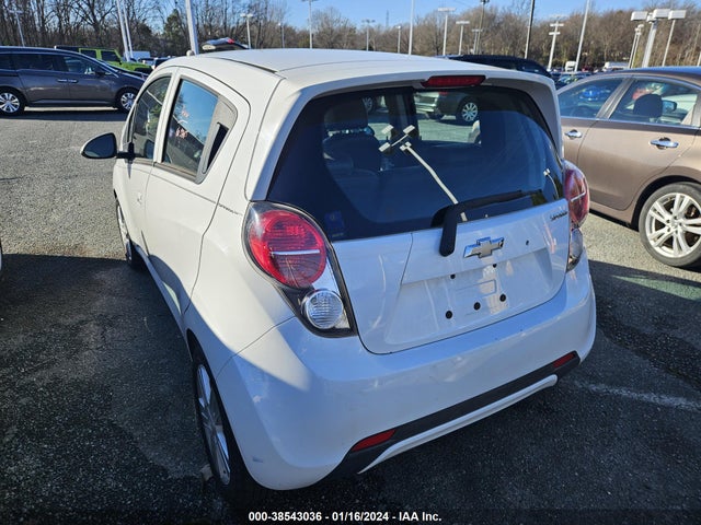 Chevrolet Spark 2015 KL8CD6S99FC732529 Image 3