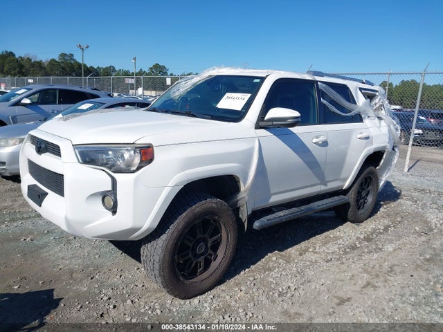 Toyota 4runner Sr5 Premium 2016 JTEZU5JRXG5113274 Image 2