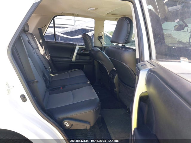 Toyota 4runner Sr5 Premium 2016 JTEZU5JRXG5113274 Image 8