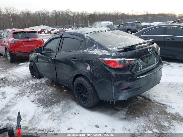 3MYDLBZV8GY110623 Scion IA