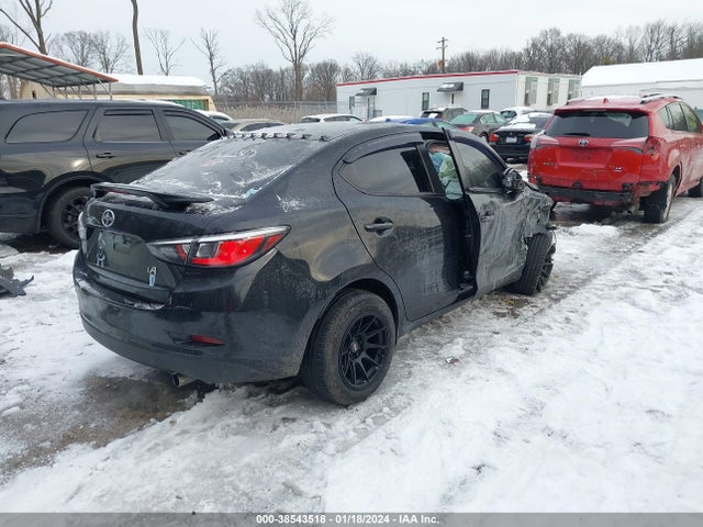 3MYDLBZV8GY110623 Scion IA