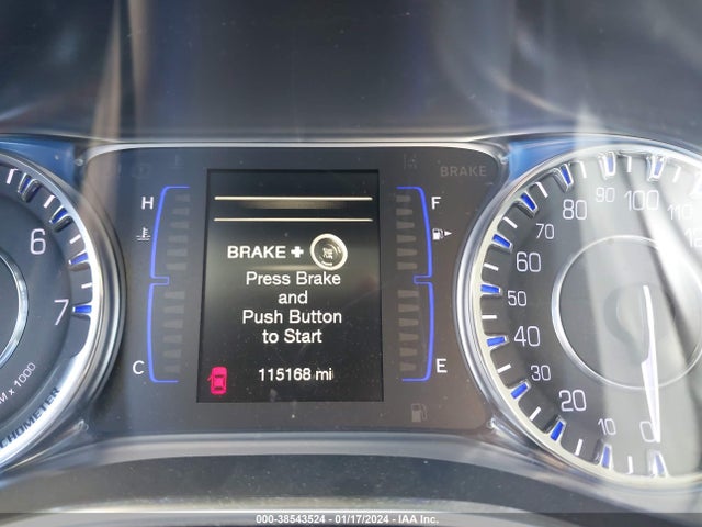Chrysler 200 Limited Platinum 2016 1C3CCCAB6GN191804 Image 7