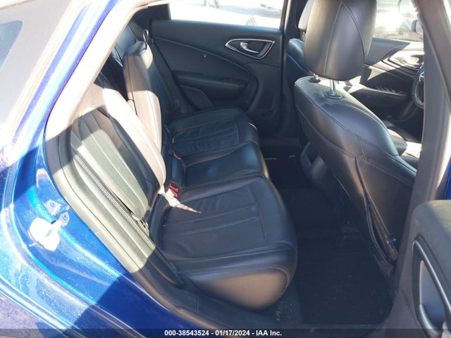 Chrysler 200 Limited Platinum 2016 1C3CCCAB6GN191804 Image 8