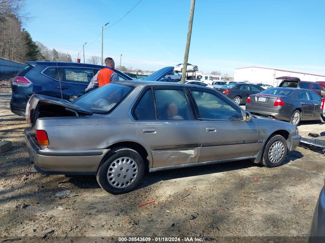 1993 HONDA ACCORD LX VIN: 1HGCB765XPA119148