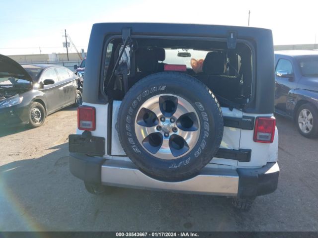 1C4HJWEG1JL930286 Jeep Wrangler Jk Unlimited Sahara 4x4
