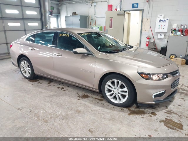 2018 1G1ZD5ST4JF193292 main image