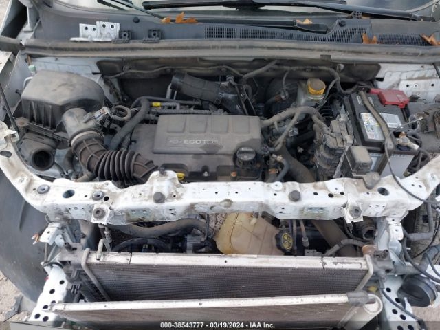 3GNCJPSB1KL198442 Chevrolet Trax Lt
