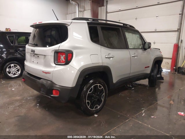 ZACCJBCB8HPG29658 Jeep Renegade Trailhawk 4x4