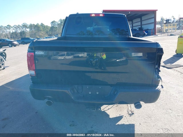 RAM 1500 Classic Express  4x2 5'7 Box 2019 1C6RR6KTXKS507543 Image 17