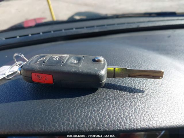 2015 VOLKSWAGEN PASSAT 1VWBV7A32FC108930 Photo 10