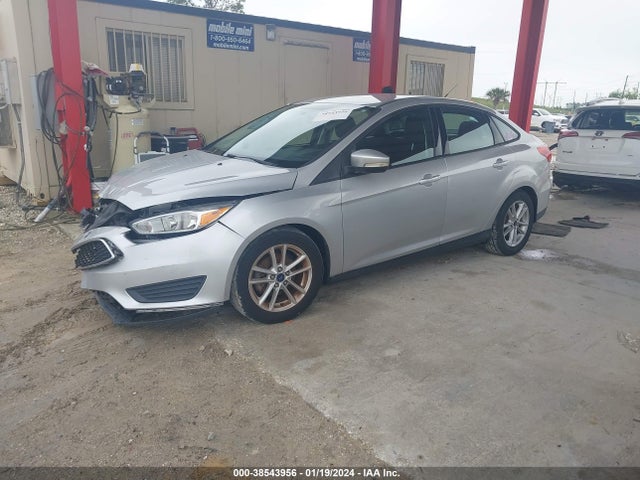 2016 FORD FOCUS SE VIN: 1FADP3F28GL386415