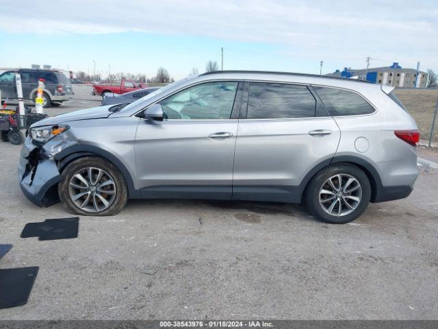 KM8SM4HF5HU187880 Hyundai Santa Fe Se