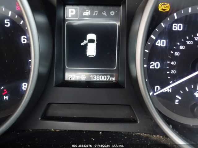 KM8SM4HF5HU187880 Hyundai Santa Fe Se
