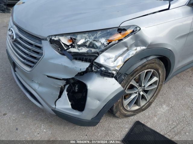 KM8SM4HF5HU187880 Hyundai Santa Fe Se