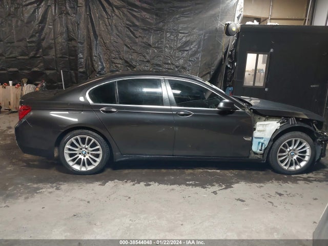 2013 BMW 750I XDRIVE VIN: WBAYB6C51DC997955