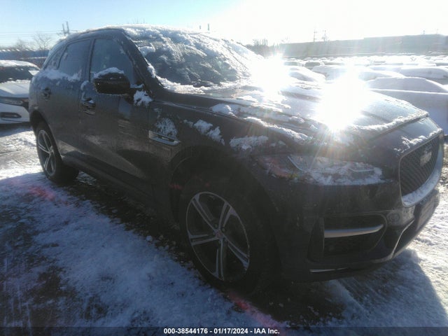 2019 JAGUAR F-PACE SADCL2FX4KA391885 Photo 0