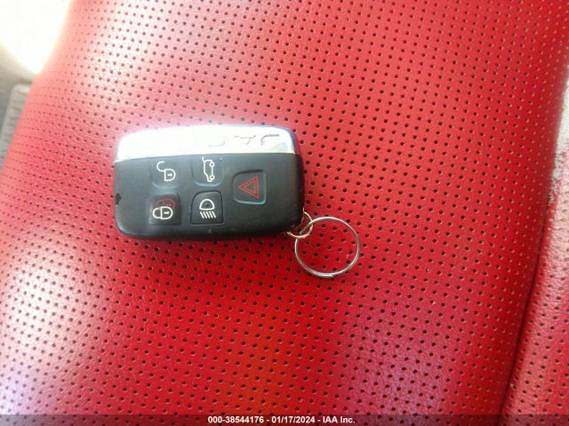 2019 JAGUAR F-PACE SADCL2FX4KA391885 Photo 10